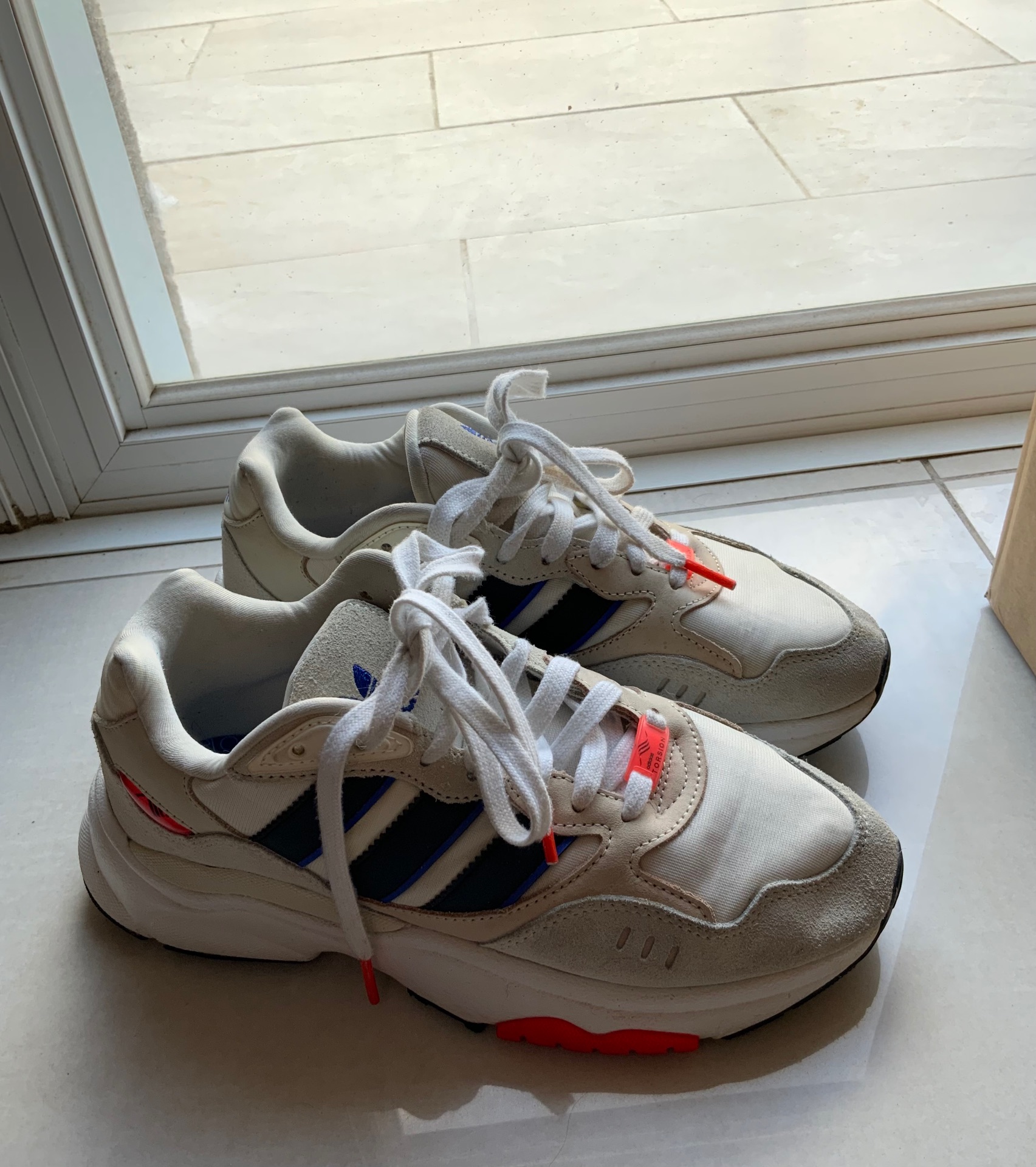 נעליים אדידס Adidas – אדידס יד שנייה בנמיז - Nemyz