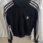 ג׳קט אדידס שחור Adidas – אדידס יד שנייה בנמיז - Nemyz