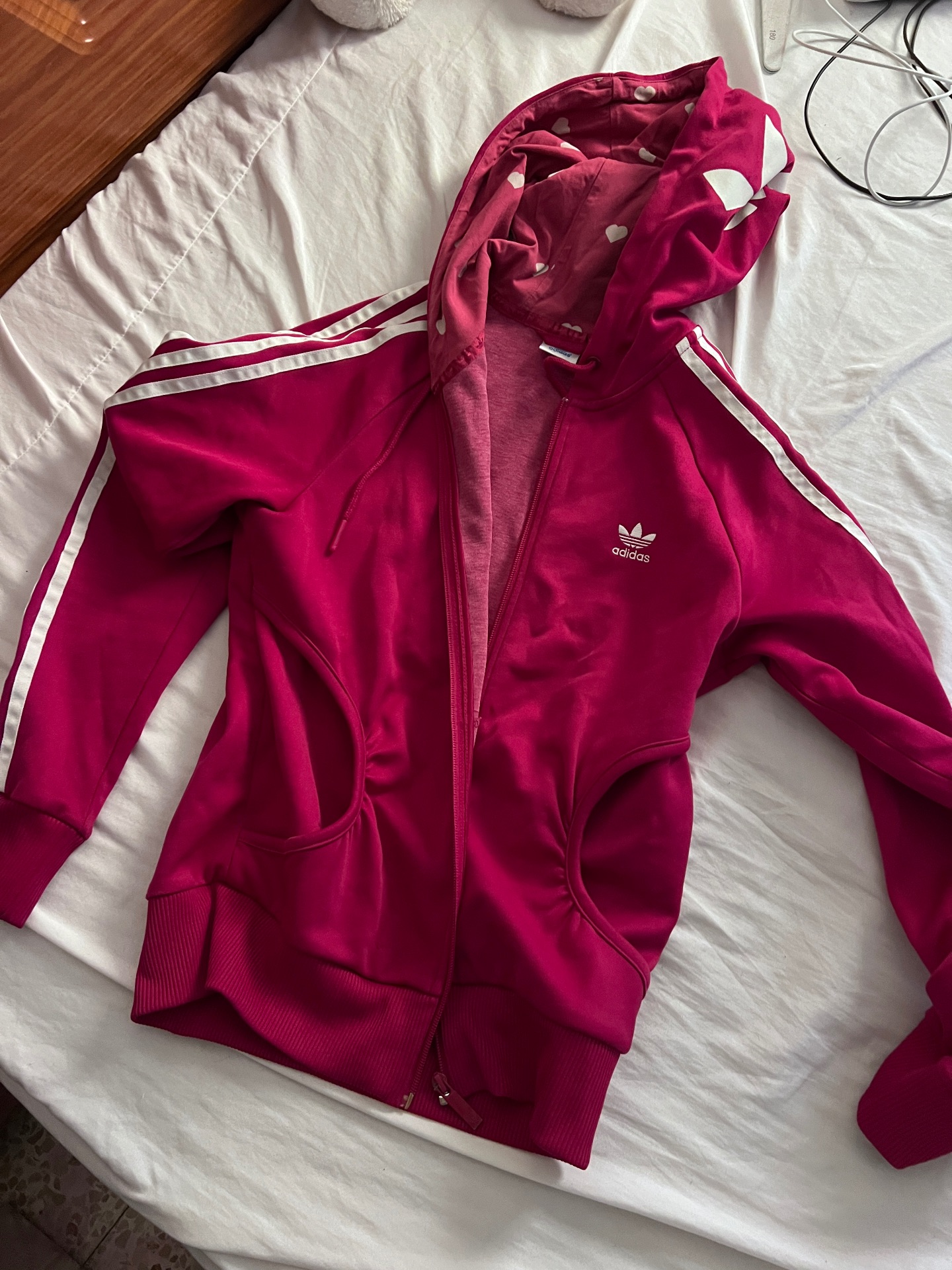 חולצת ספורט אדידס Adidas – אדידס יד שנייה בנמיז - Nemyz