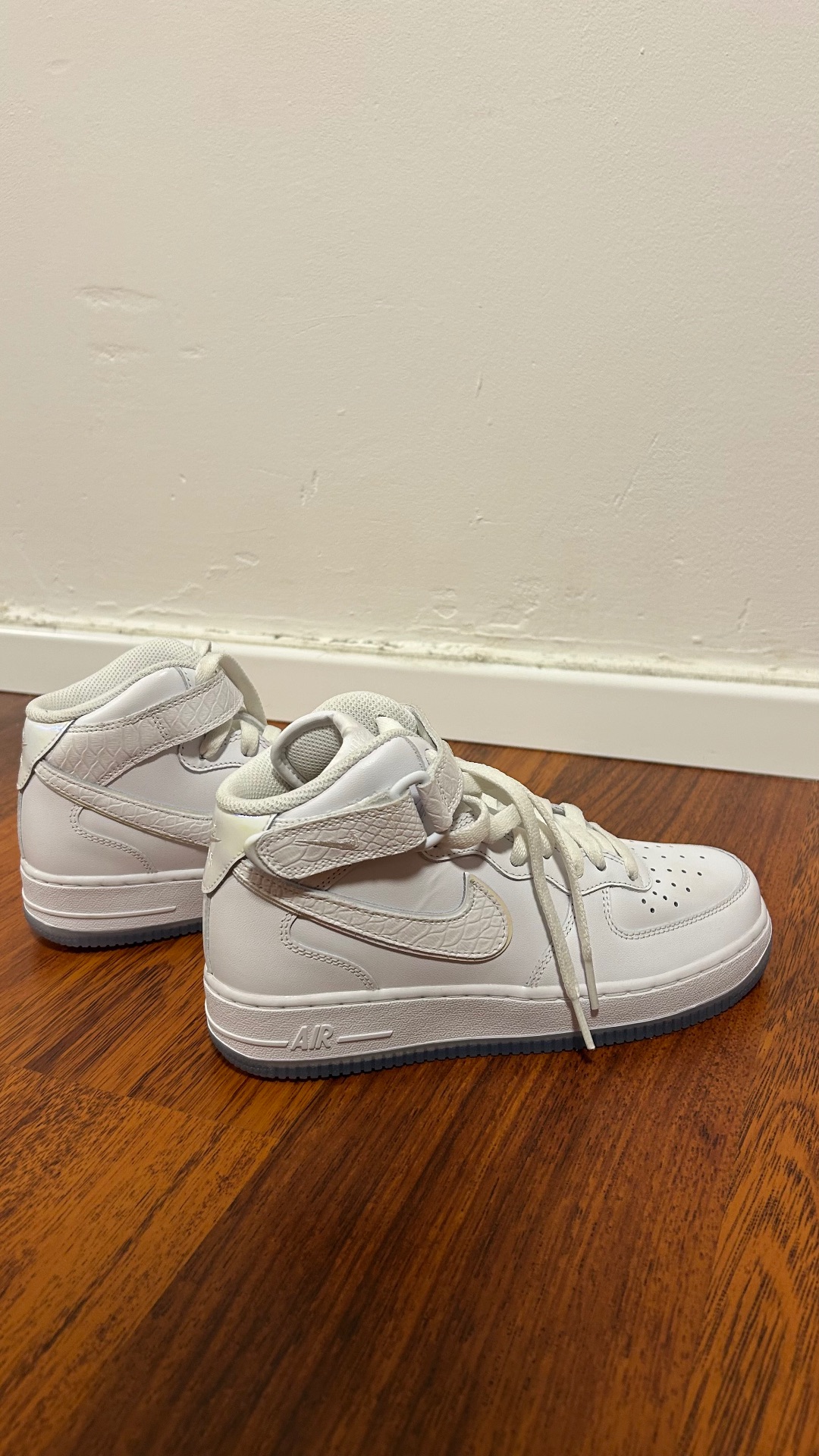Nike air force לבנות Nike - נייקי יד שנייה בנמיז - Nemyz