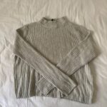 H&M סריג אפור H&M - אייץ' אנד אם יד שנייה בנמיז - Nemyz