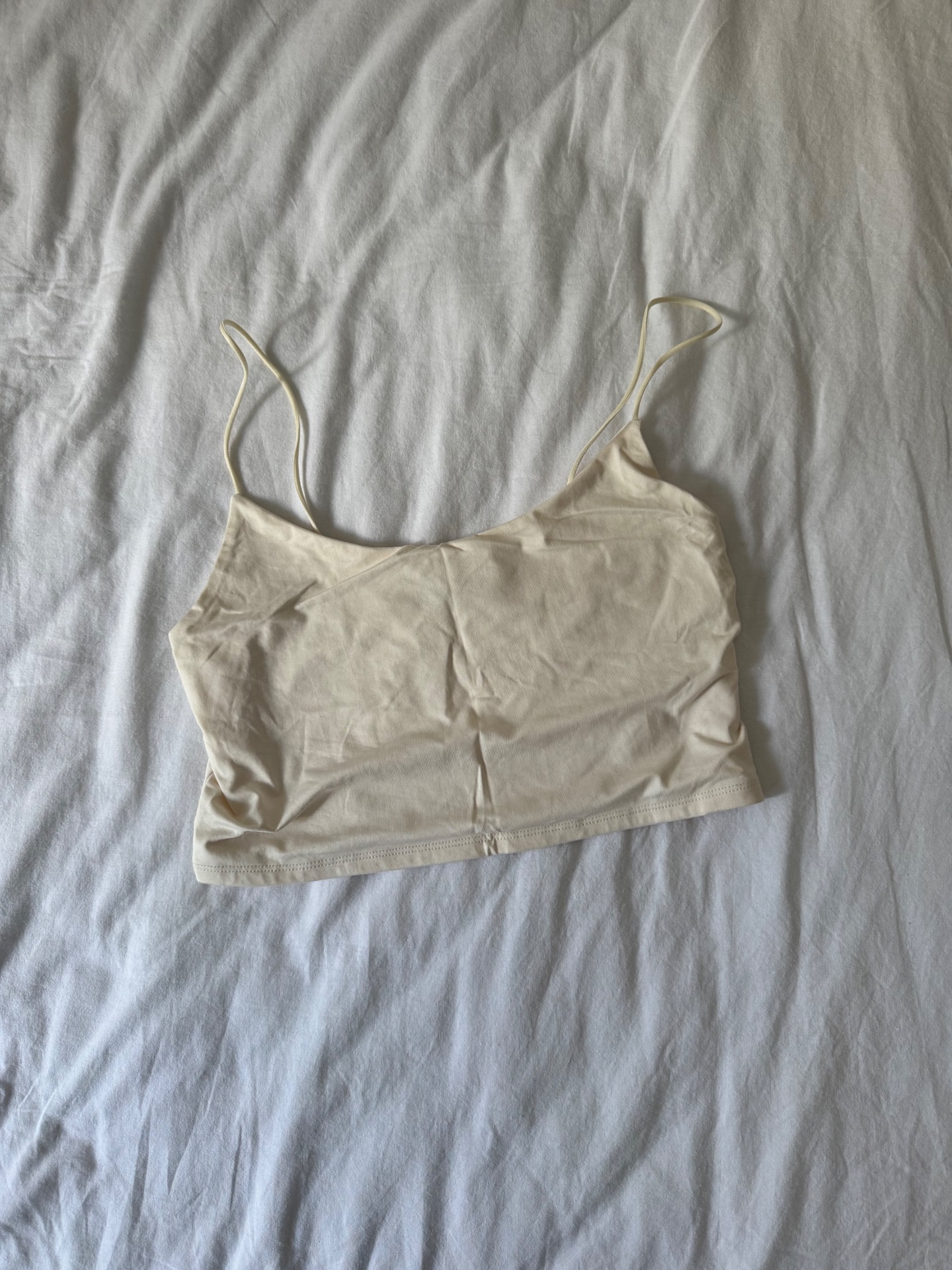 טופ של ברשקה Bershka – ברשקה יד שנייה בנמיז - Nemyz