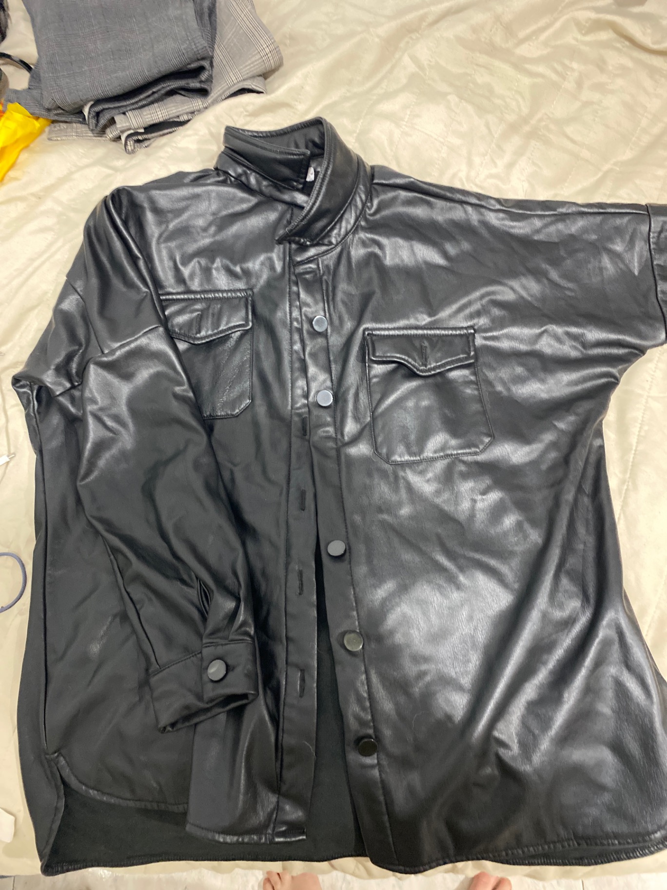 חולצה שחורה מכופתרת Massimo Dutti - מסימו דוטי יד שנייה בנמיז - Nemyz