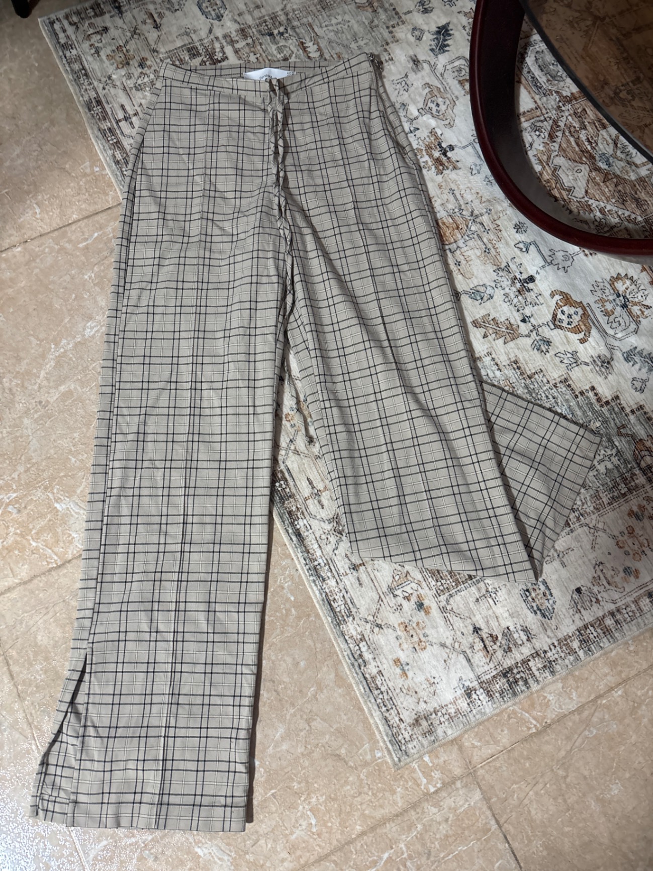 מכנס מטריף משבצות 36 Bershka – ברשקה יד שנייה בנמיז - Nemyz
