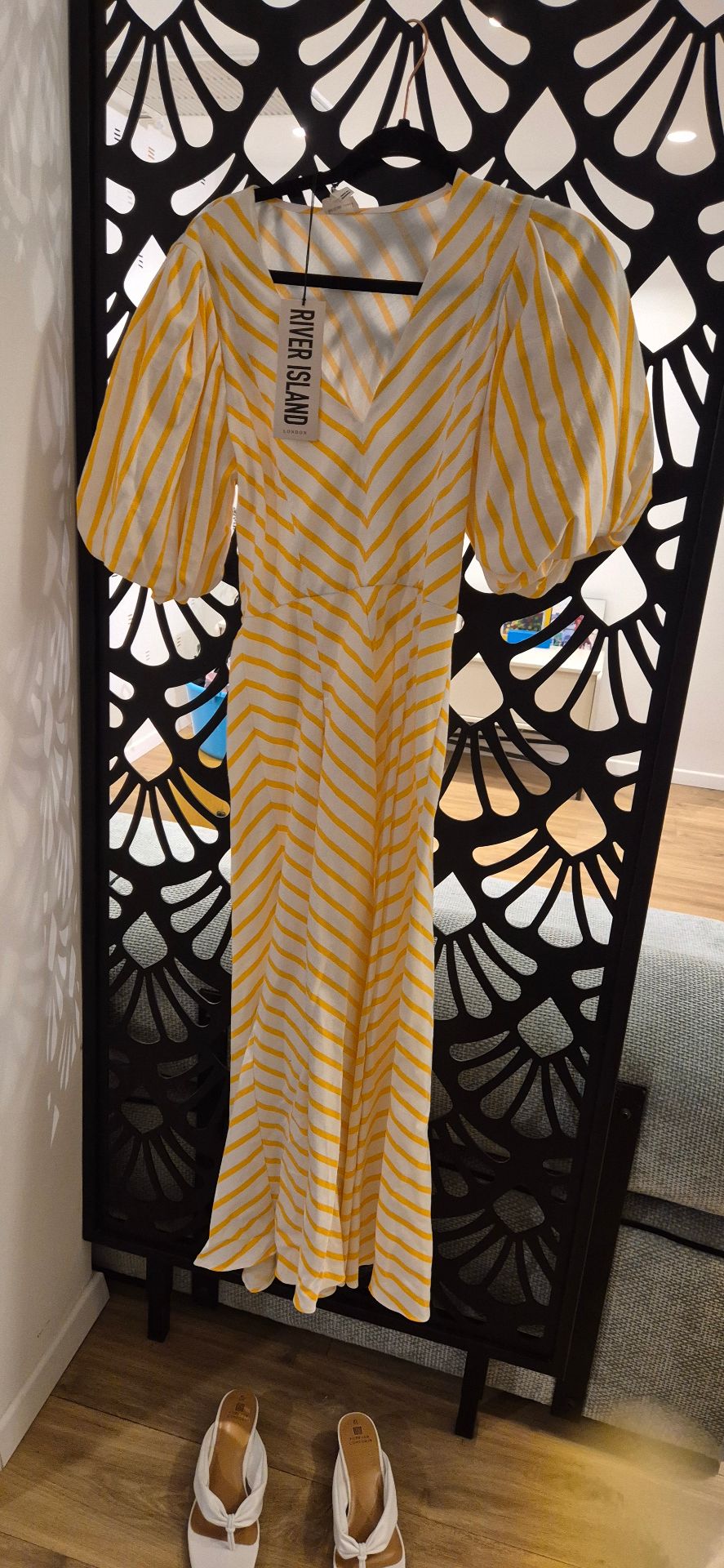 שמלת מקסי מידה מדיום River Island - ריבר איילנד יד שנייה בנמיז - Nemyz
