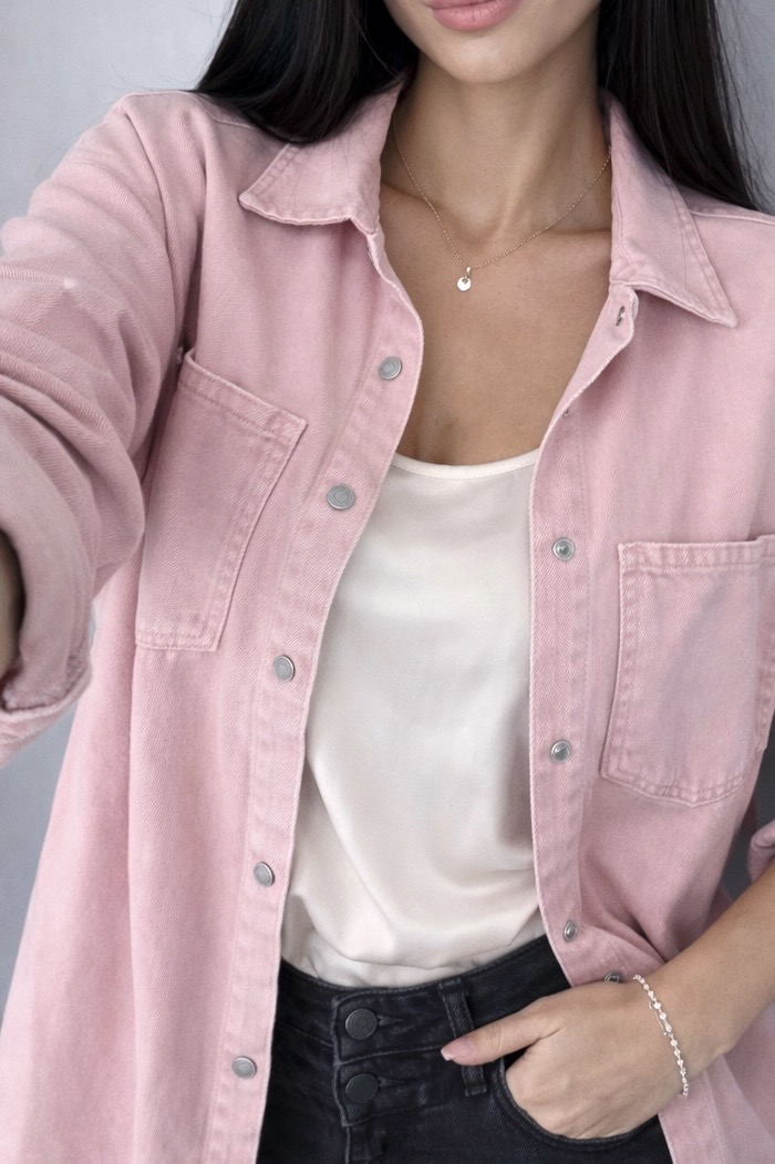 ג׳קט ג׳ינס ורוד ברשק Bershka – ברשקה יד שנייה בנמיז - Nemyz