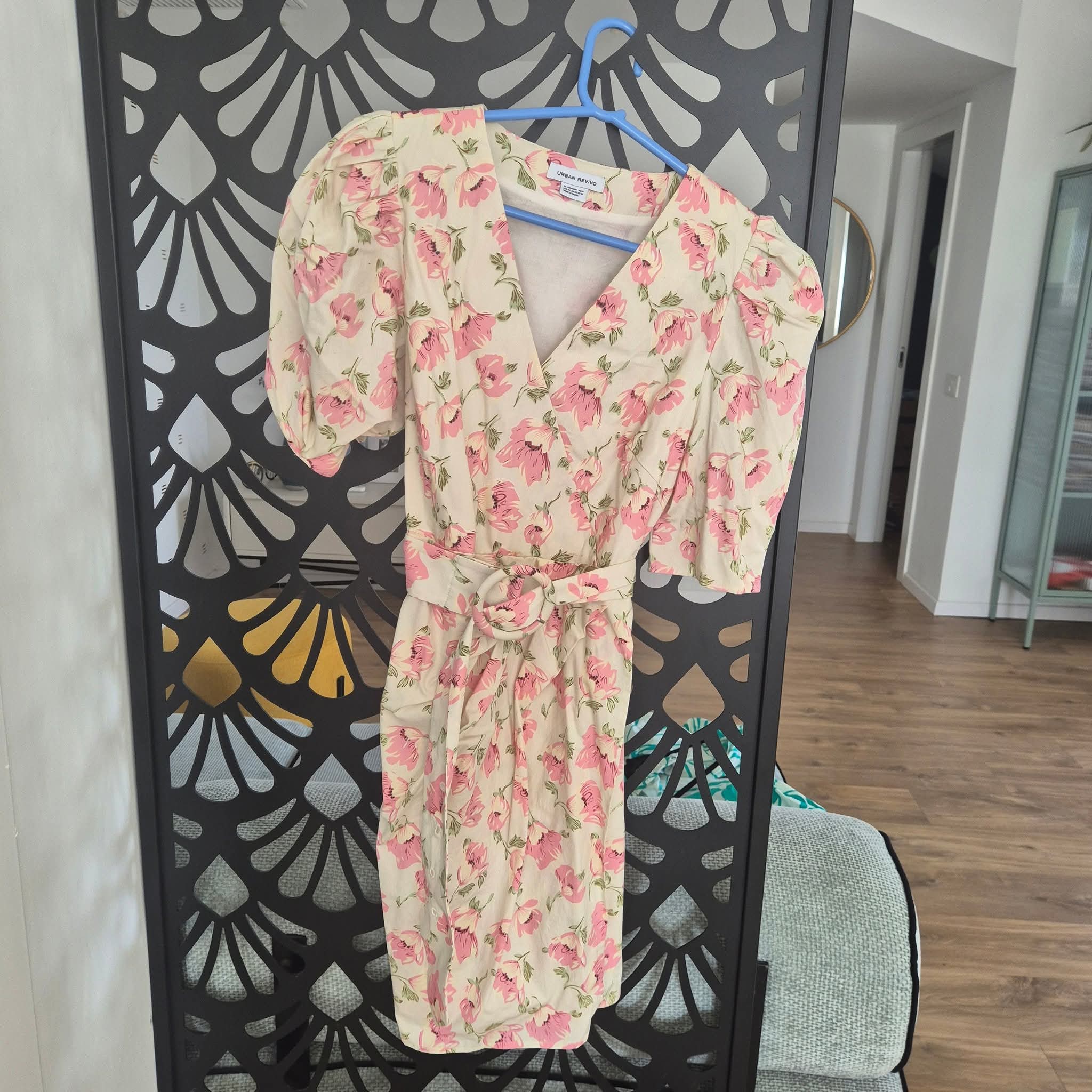 שמלה מאסוס Asos – אסוס יד שנייה בנמיז - Nemyz