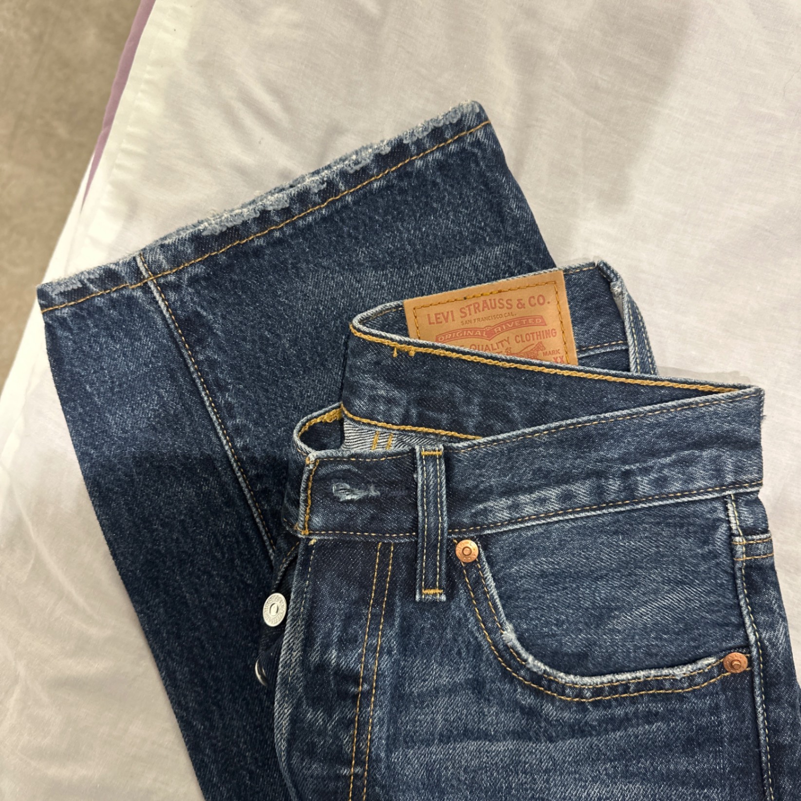 Levi’s 501 ג׳ינס Levi's - ליווייס יד שנייה בנמיז - Nemyz
