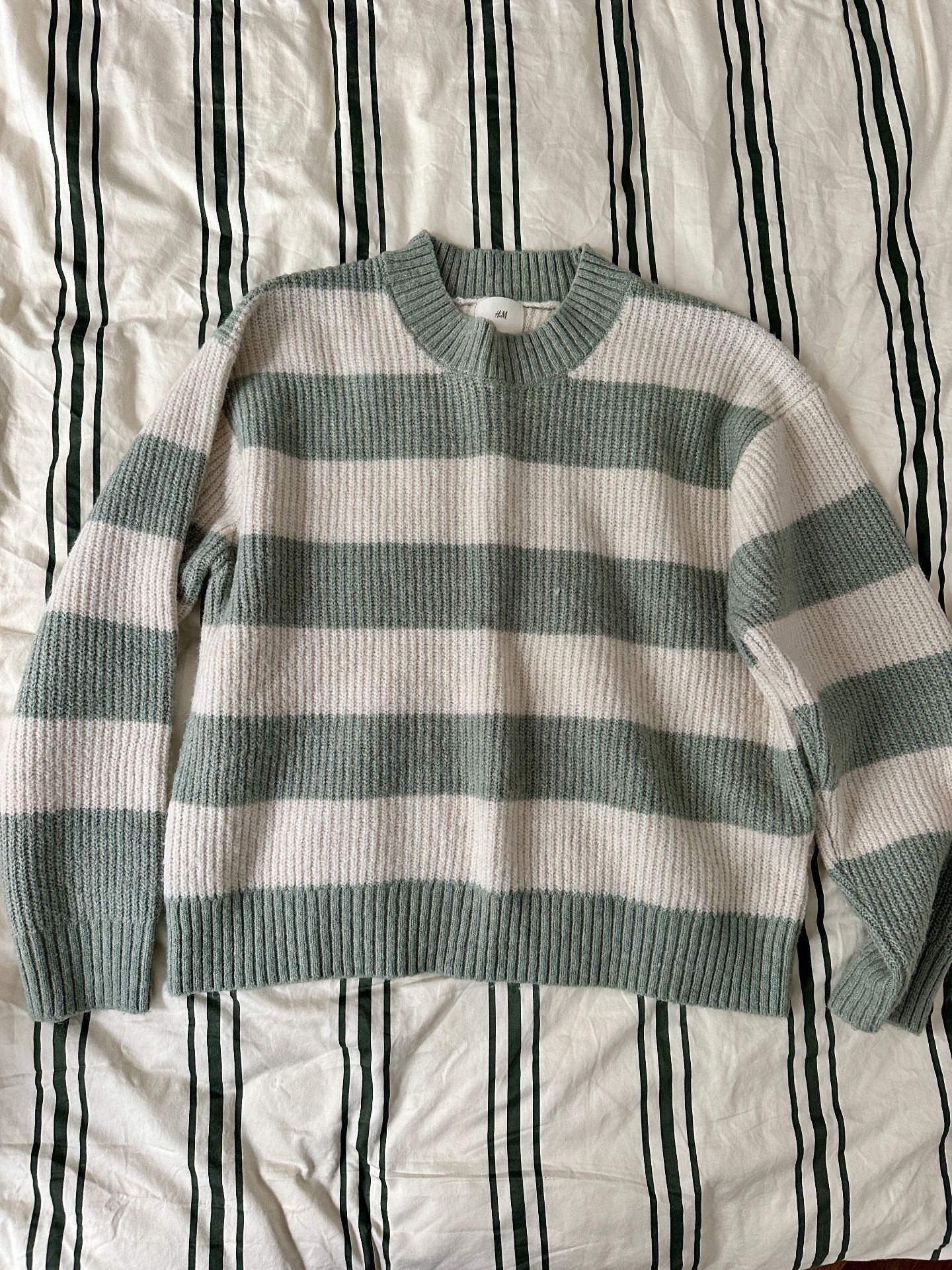 סריג פסים H&M H&M - אייץ' אנד אם יד שנייה בנמיז - Nemyz