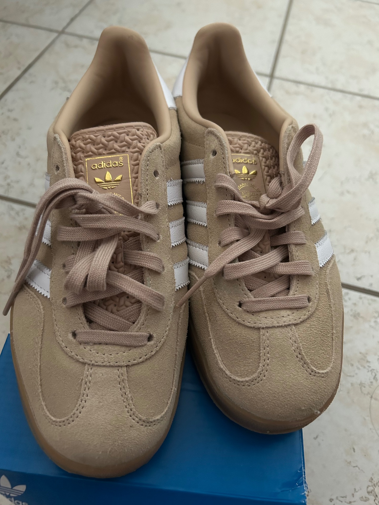 נעלי אדידס גאזל Adidas – אדידס יד שנייה בנמיז - Nemyz