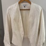 ג׳קט קצר לבן Closet London – קלוזט לונדון+6 יד שנייה בנמיז - Nemyz