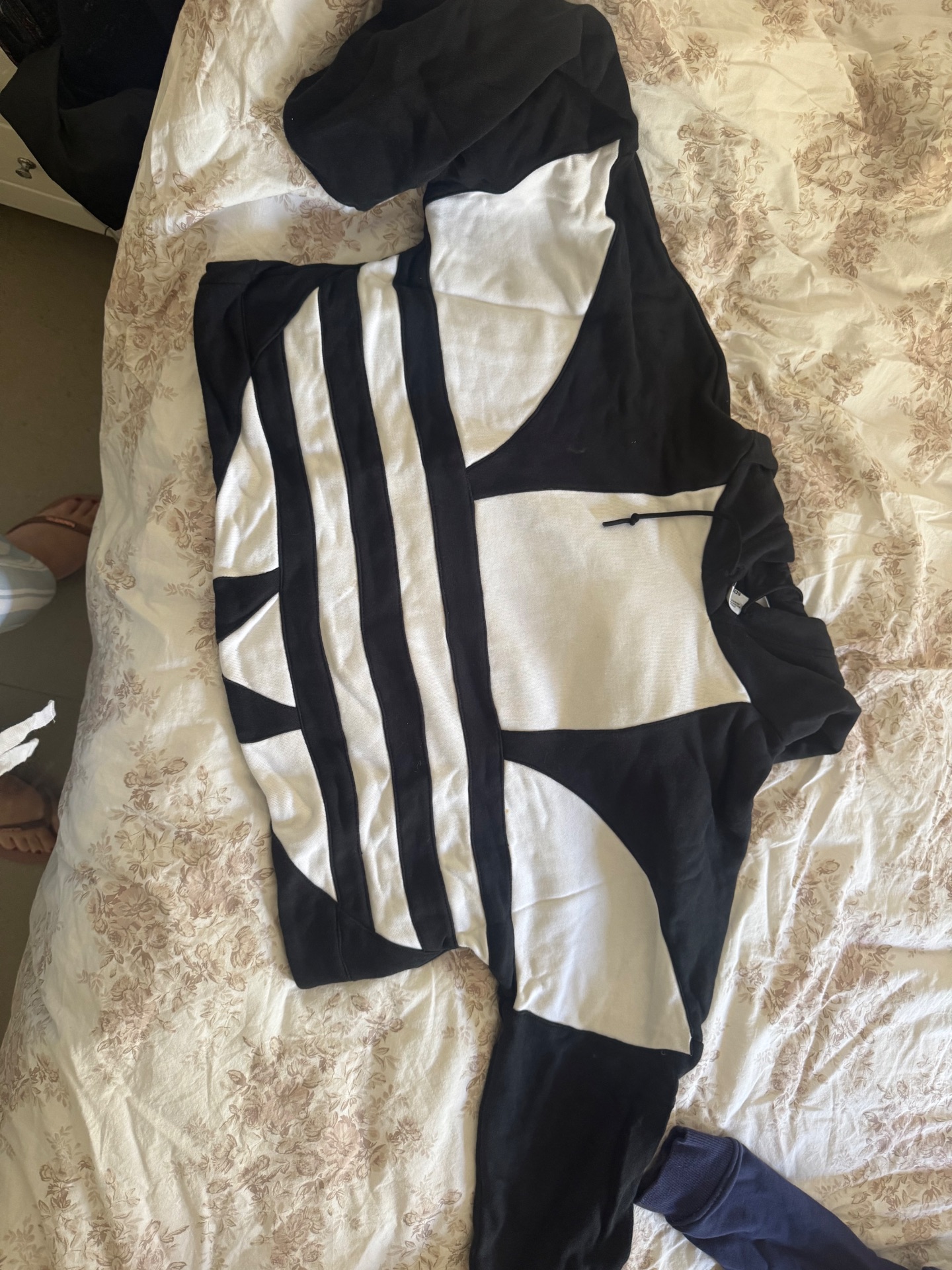 פוטר אדידס מקורי Adidas – אדידס יד שנייה בנמיז - Nemyz