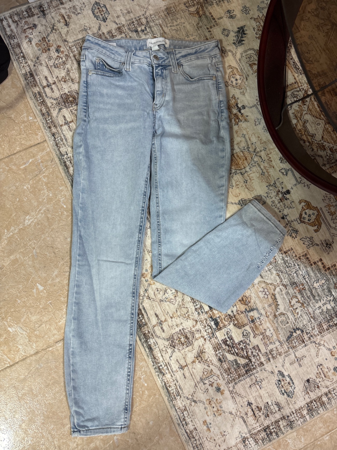 ג׳ינס קלווין קליין27 Calvin Klein – קלווין קליין יד שנייה בנמיז - Nemyz